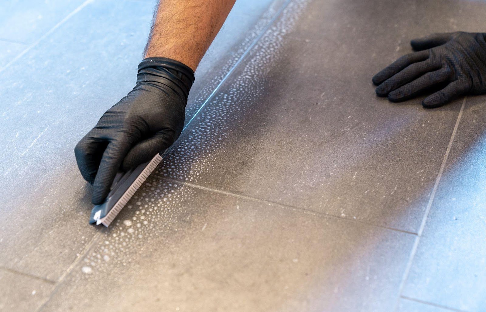 COMMERCIAL GROUT CLEANERS